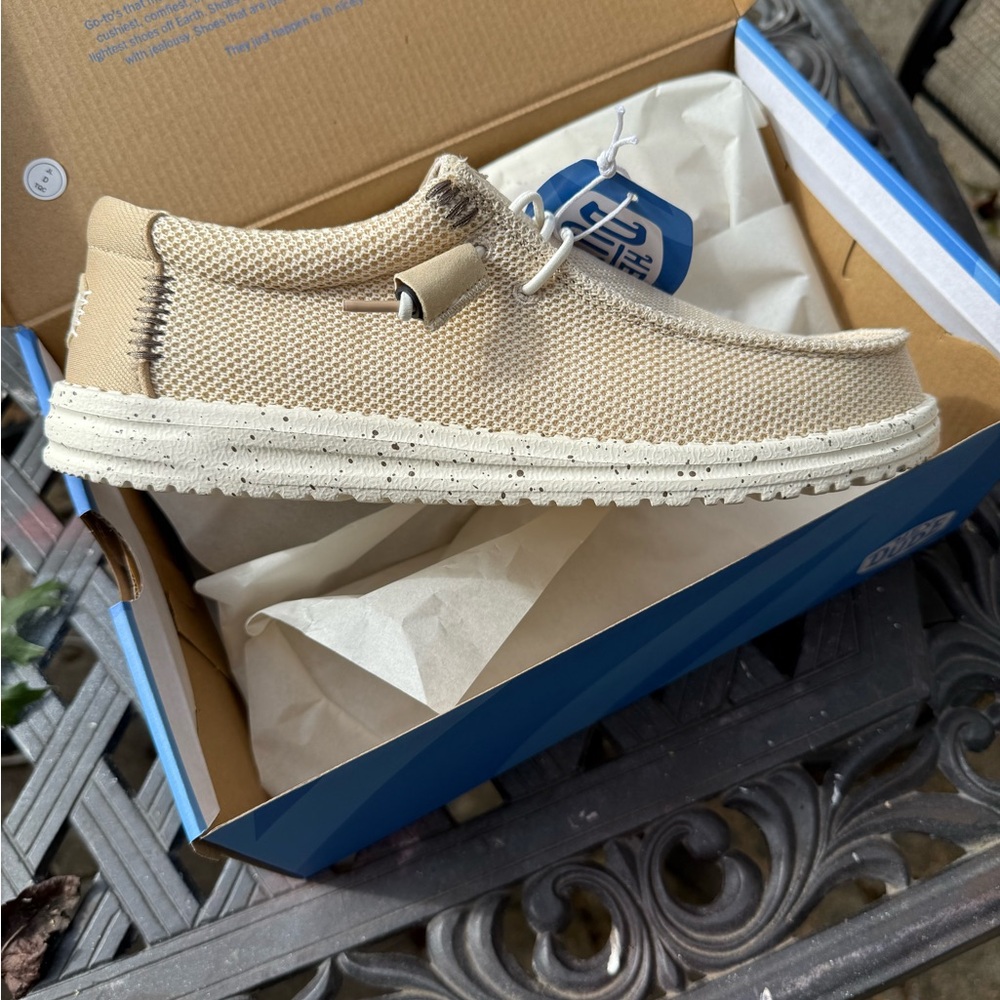 Hey Dude Men’s Beige Slip-On